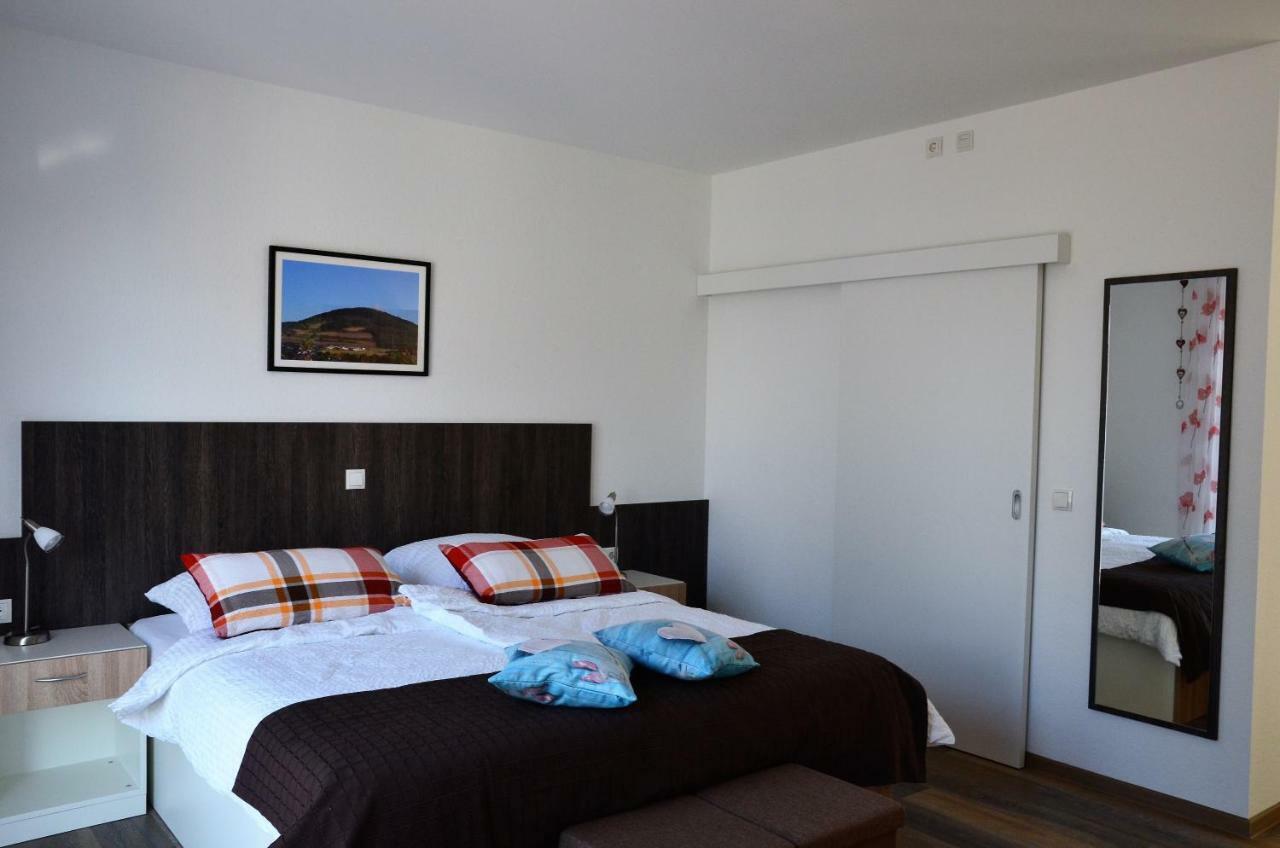 Gaestehaus Am Hochsimmer Ettringen  Εξωτερικό φωτογραφία