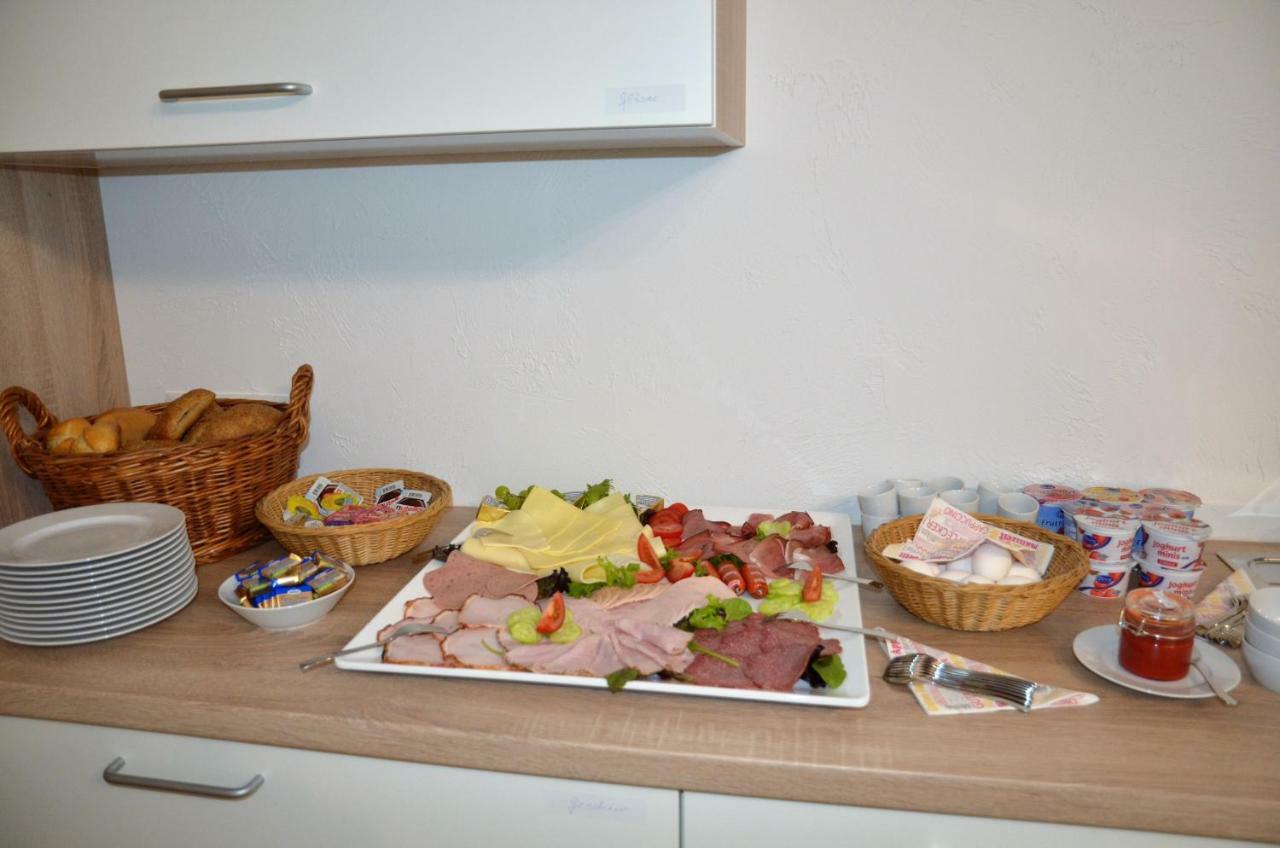Gaestehaus Am Hochsimmer Ettringen  Εξωτερικό φωτογραφία